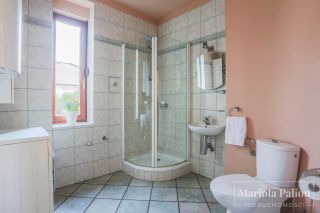 Dom w mieście | solidnie zbudowany
Dom na sprzedaż 
Powierzchnia: 208 m2
Rok budowy: 2000
SIEMIANOWICE ŚLĄSKIE
