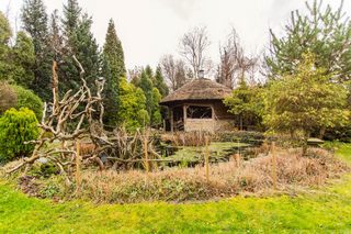 Rezydencja | strefa relaksu i spa | sąsiedztwo lasu i jeziora
Dom na sprzedaż 
Powierzchnia: 350 m2
Rok budowy: 2004
WYRY 