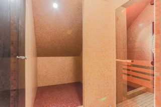 Rezydencja | strefa relaksu i spa | sąsiedztwo lasu i jeziora
Dom na sprzedaż 
Powierzchnia: 350 m2
Rok budowy: 2004
WYRY 