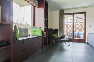 Komfortowy | solidnie zbudowany | prestiżowa lokalizacja
Dom na sprzedaż 
Powierzchnia: 177,75 m2
Rok budowy: 2012
KATOWICE 