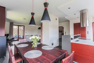 Komfortowy | solidnie zbudowany | prestiżowa lokalizacja
Dom na sprzedaż 
Powierzchnia: 177,75 m2
Rok budowy: 2012
KATOWICE 