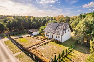Uroczy | zadbany |duża działka |
Dom na sprzedaż
Powierzchnia: 179,1 m2
Rok budowy: 2014
CHECHŁO / OLKUSZ