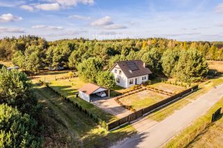 Uroczy | zadbany |duża działka |
Dom na sprzedaż
Powierzchnia: 179,1 m2
Rok budowy: 2014
CHECHŁO / OLKUSZ