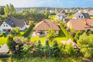 Wyjątkowy | piękny ogród | ładna działka 
Dom na sprzedaż
Powierzchnia: 144,67 m2
Rok budowy: 2010
IMIELIN