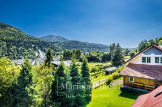 Piękny widok | duża działka | z potencjałem
Dom na sprzedaż
Powierzchnia: 145 m2
Rok budowy: 2001
SZCZYRK