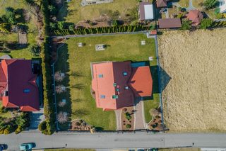 Wyjątkowy | piękny ogród | ładna działka
Dom na sprzedaż
Powierzchnia: 144,67 m2
Rok budowy: 2010
IMIELIN 