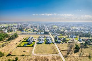Nowoczesny | energooszczędny | wygodny
Dom na sprzedaż
Powierzchnia: 132 m2+ 156,60 m2
Rok budowy: 2019
IMIELIN

