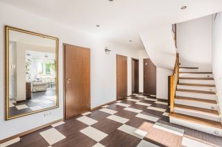 Wyjątkowy | piękny ogród | ładna działka 
Dom na sprzedaż
Powierzchnia: 144,67 m2
Rok budowy: 2010
IMIELIN