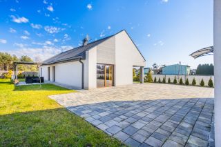 Nowoczesny | energooszczędny | wygodny
Dom na sprzedaż
Powierzchnia: 132 m2+ 156,60 m2
Rok budowy: 2019
IMIELIN
