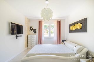 Dostojna rezydencja | Prestiżowa lokalizacja
Dom na sprzedaż 
Powierzchnia: 235 m2
Rok budowy: 2018
MIKOŁÓW
Zapytaj o cenę