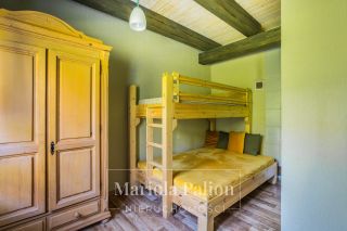 Piękny widok | duża działka | z potencjałem
Dom na sprzedaż
Powierzchnia: 145 m2
Rok budowy: 2001
SZCZYRK