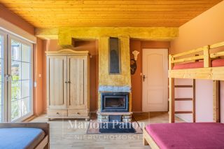 Piękny widok | duża działka | z potencjałem
Dom na sprzedaż
Powierzchnia: 145 m2
Rok budowy: 2001
SZCZYRK