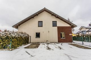 Komfortowa lokalizacja | przestronny bliźniak | parking
Dom na sprzedaż
Powierzchnia: 196 m2
Rok budowy: 2012
KATOWICE 