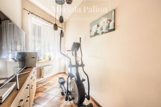 Rodzinny | przestronny | 6 pokoi
Powierzchnia: 258 m2
Dom na sprzedaż
Rok budowy: 2006
Cena: 1 280 000
