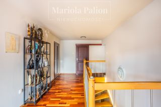 Rodzinny | przestronny | 6 pokoi
Powierzchnia: 258 m2
Dom na sprzedaż
Rok budowy: 2006
Cena: 1 280 000
