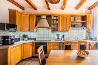 Rodzinny | przestronny | 6 pokoi
Powierzchnia: 258 m2
Dom na sprzedaż
Rok budowy: 2006
Cena: 1 280 000
